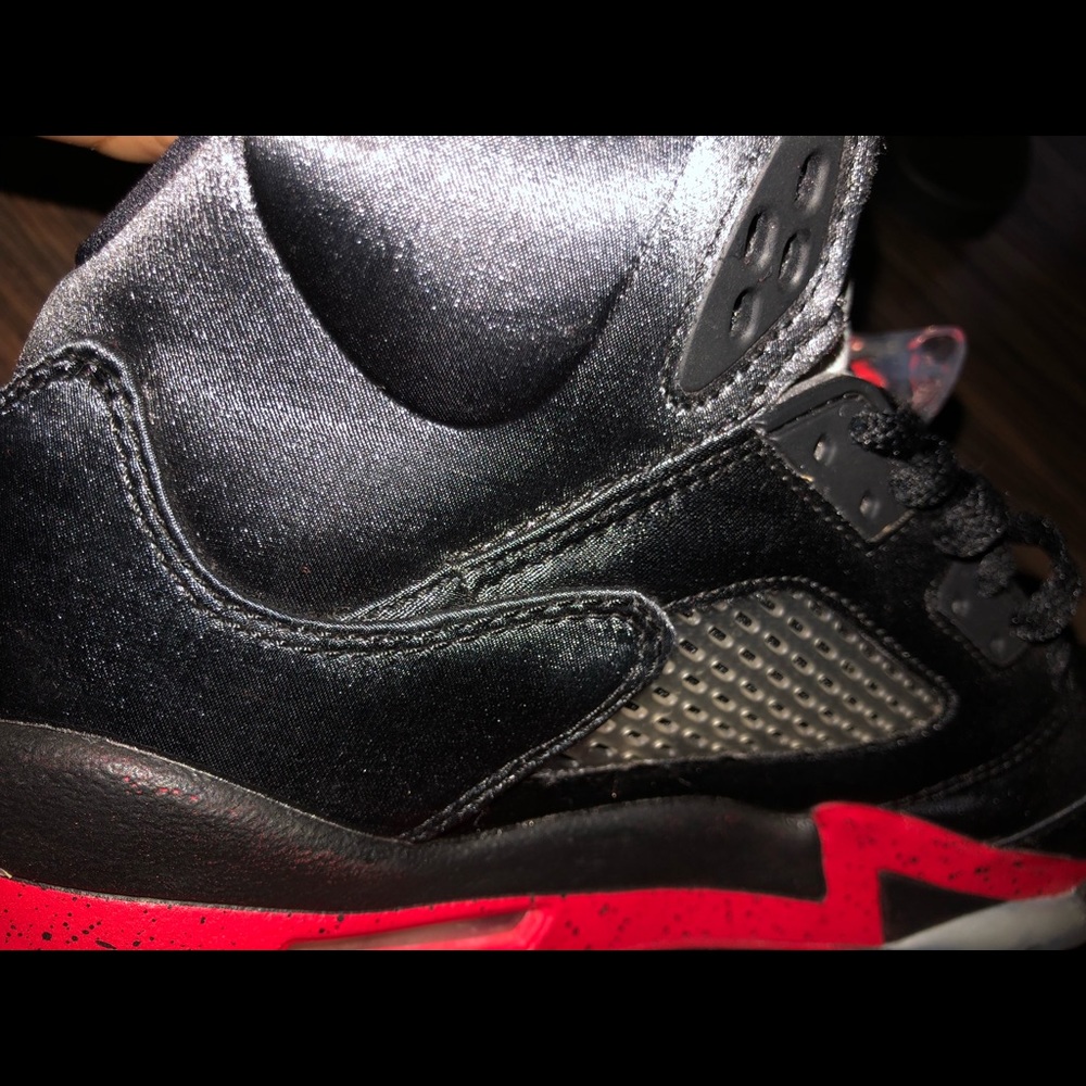 Jordan 5s - Picture 3 of 4